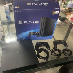 PS4 Pro 