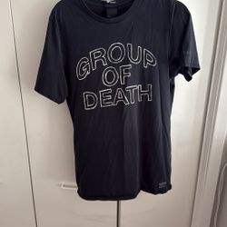 Nike Graphic T-Shirt (Black) – Size M