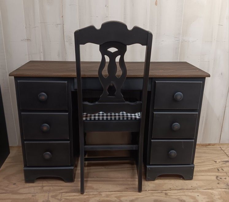 Black Distressed Vintage Desk Set