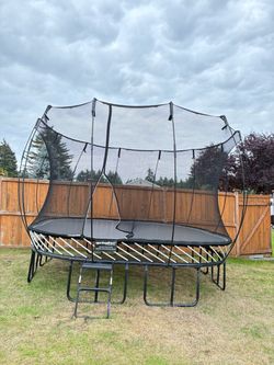 Spring Free trampoline