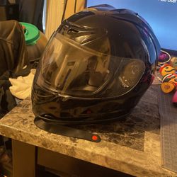 Fuel Gloss, Black Motorcycle Helmet