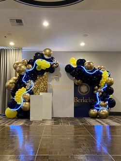 Garland balloons