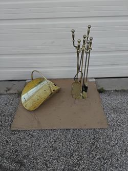Nice Brass Fireplace Accessories With Log Carrier, Shovel, Broom, Stroker, Log Clamps. Like New.