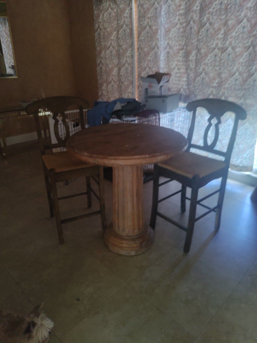 Bistro Table  With two Chairs
