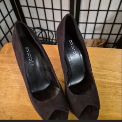 Women's Black Peeptoe Pumps