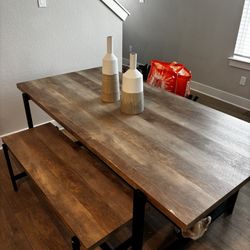 Dinning Table 