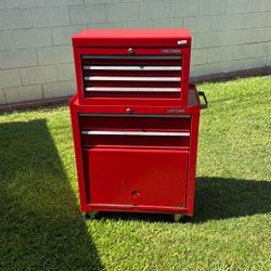 Craftsman toolbox , comes with keys Bottom Box, 26.5“ Wide,, 31” High,,14” Depth…
