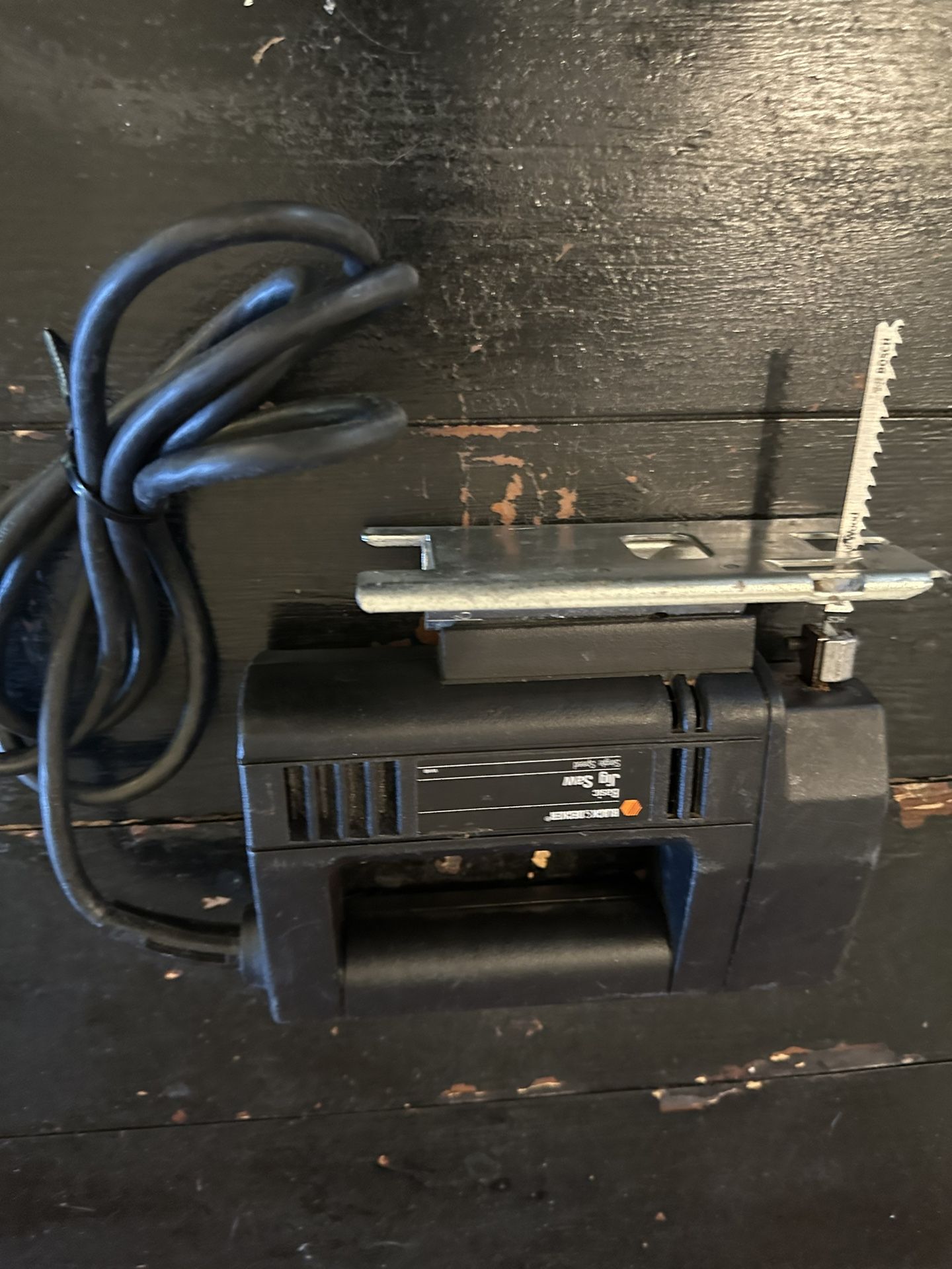 Black And Decker Jig Saw With New Blades $20