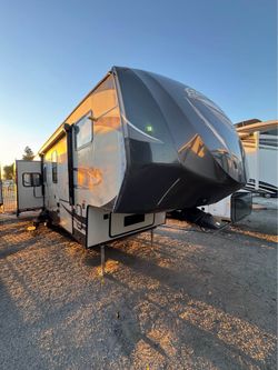 2015 Forest River Heritage Glen 337BAR