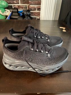 On Running Cloudsurfer Max Sneakers