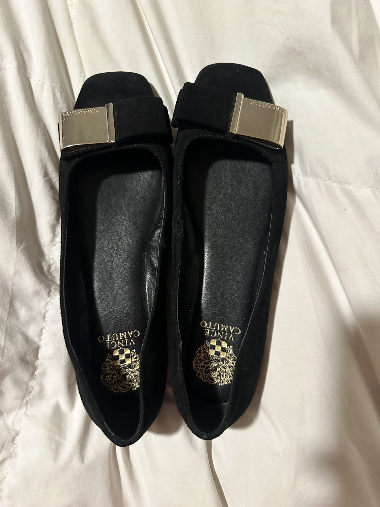 Vince Camuto Balck Flats