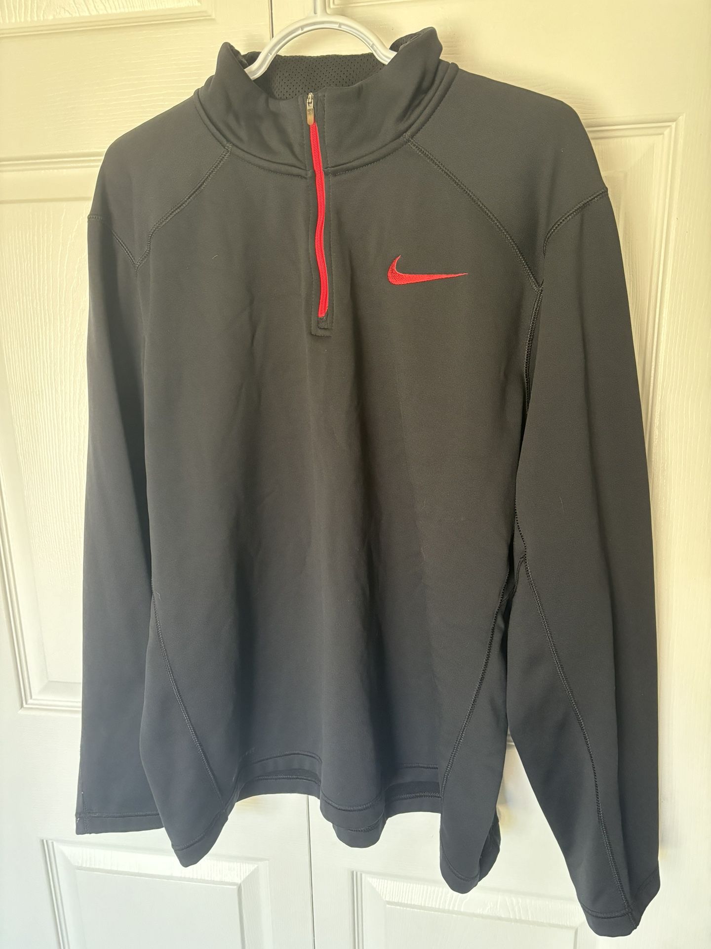 Nike Therma-Fit 1/4 Zip (Size XL)