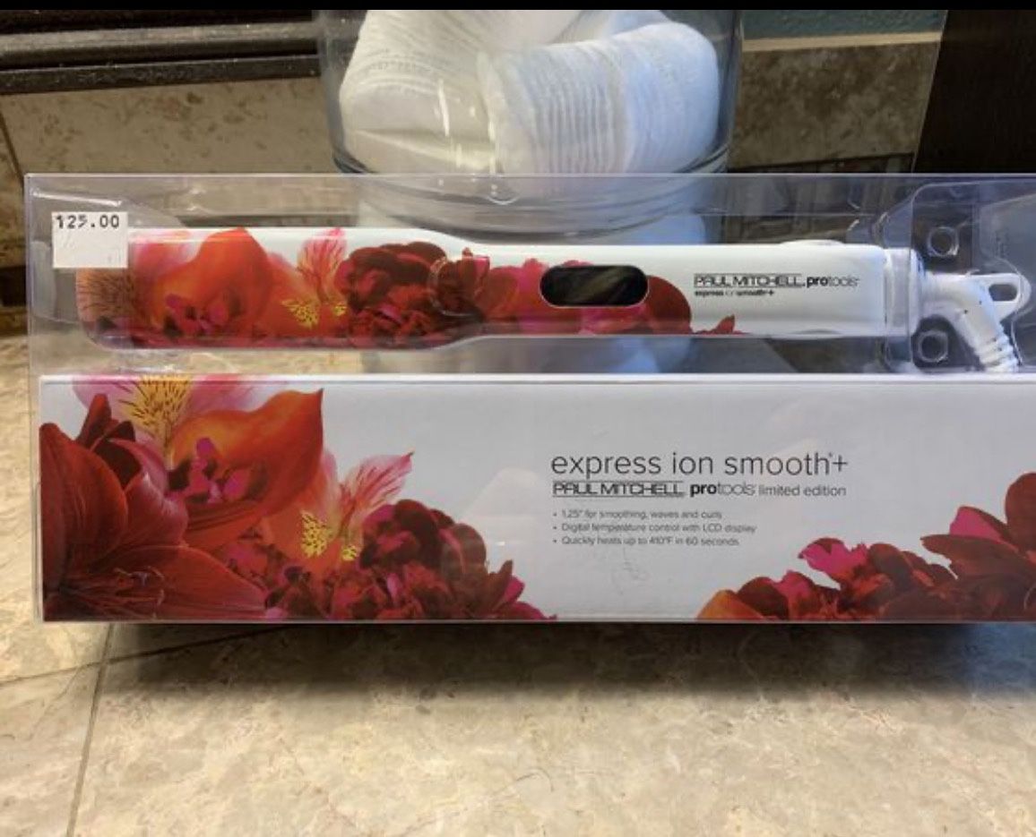 NEW Hair Straightener Salon Quality Paul Mitchell protools express ionsmooth