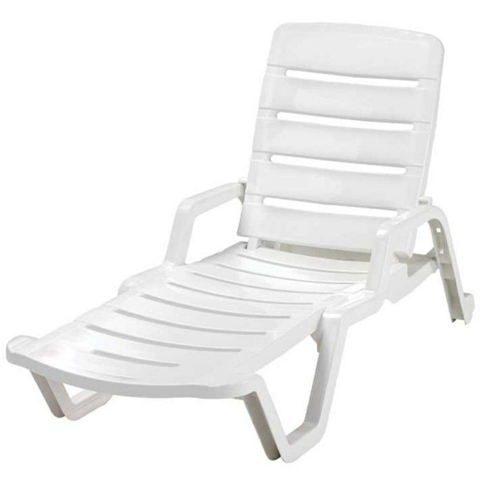 Lounge chair white patio furniture includes side table