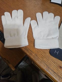 White Knit Gloves