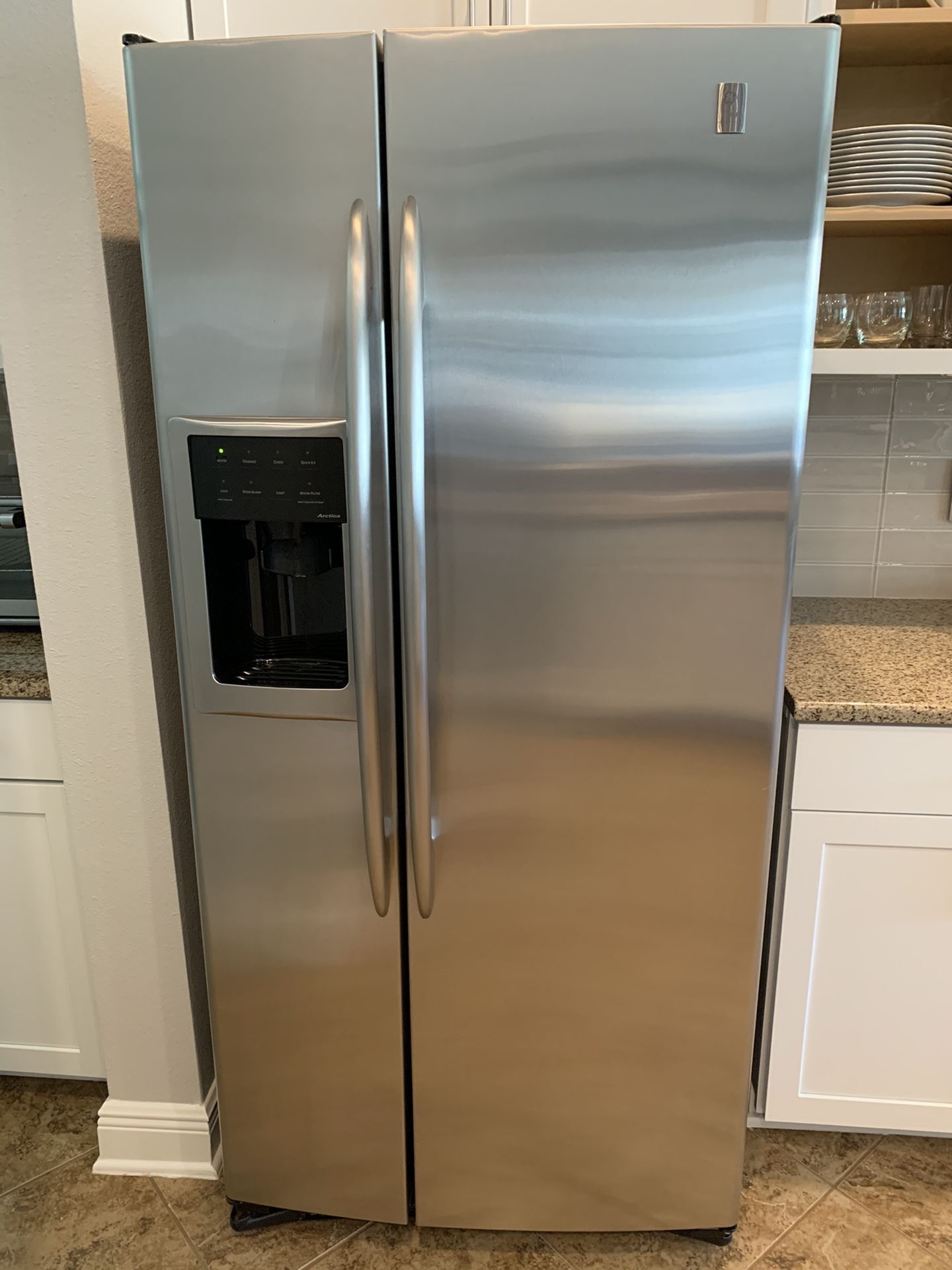 GE Refrigerator 33x33x70 for Sale in Queens, NY - OfferUp