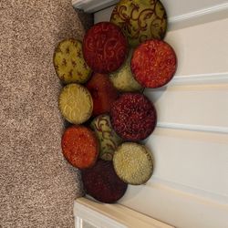 Hanging Wall Decor Like New!