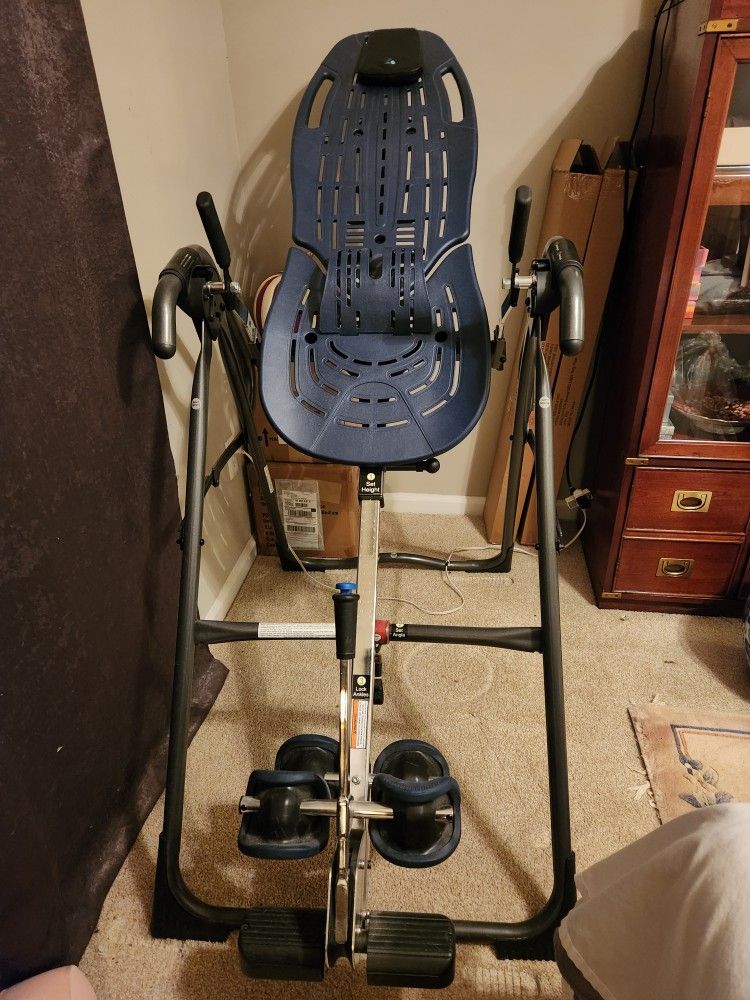 Teeter Inversion Table