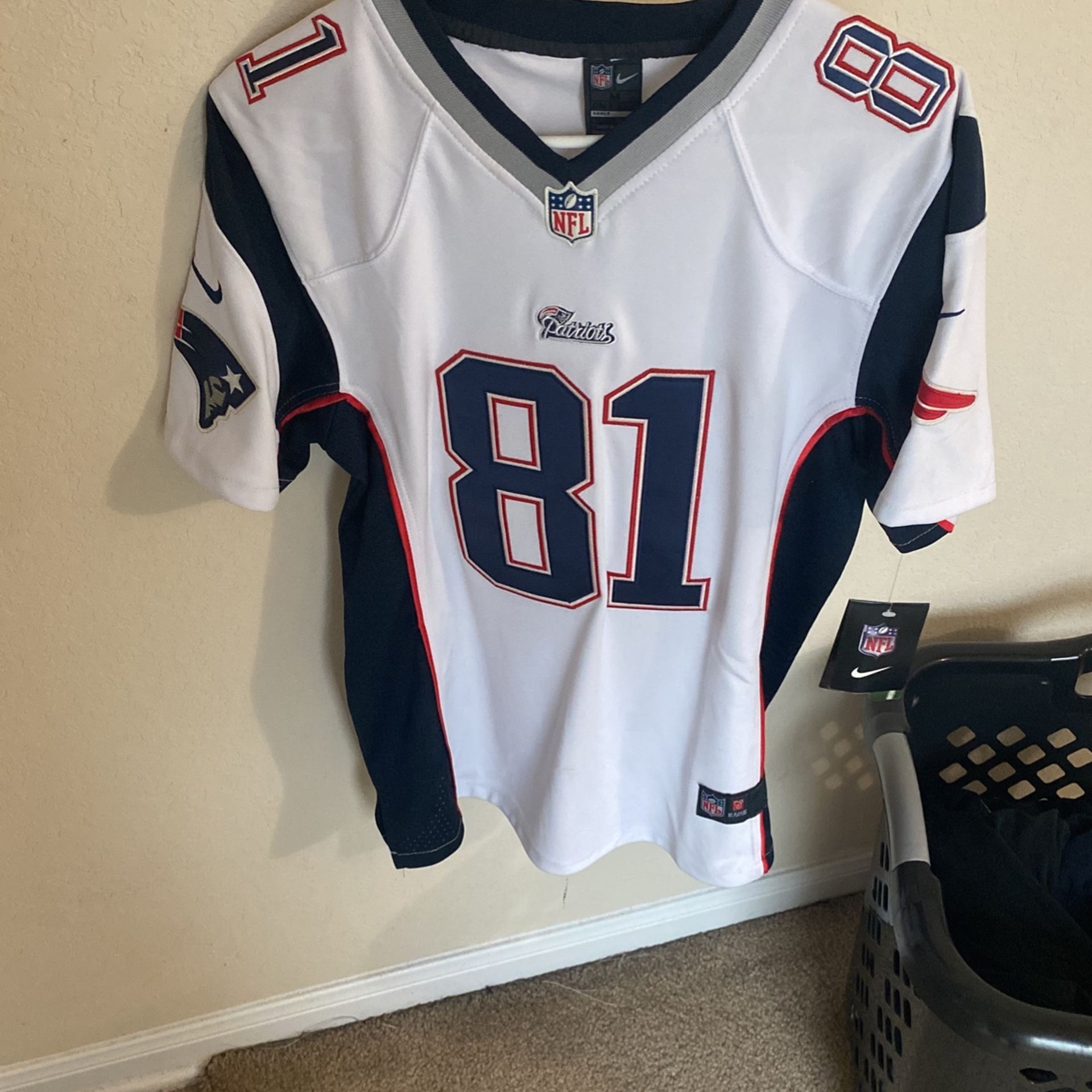 Women’s Medium Aaron Hernandez Jersey Nike 