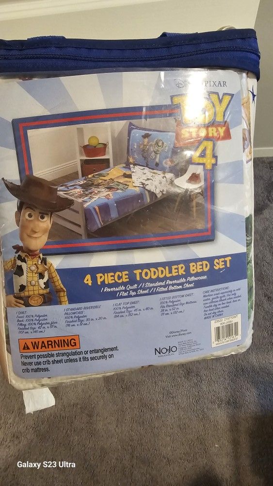 Toy Story Toddler Bedding - New