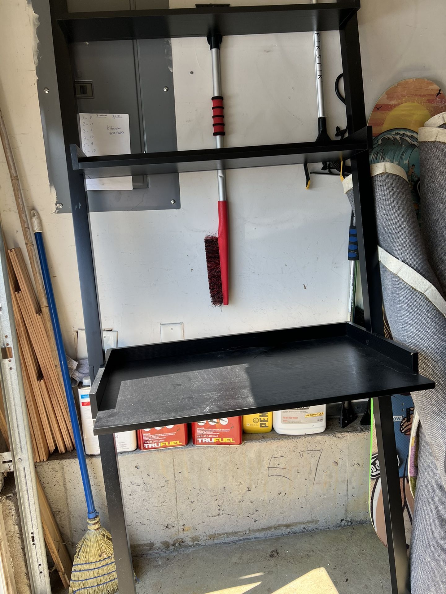 Leaning Book Shelf That Can Be Used As A Desk