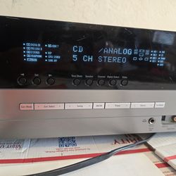 Harman kardon AVR 245 receiver