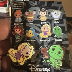 Exclusive Disney Pin Set 
