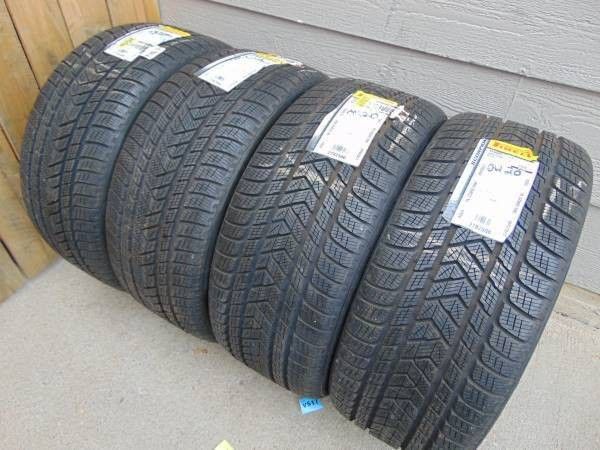 4 New Old Stock 265 35 22 Pirelli Scorpion Winter Tires 102V XL Date 2020