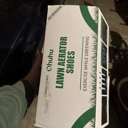 Lawn aerator shoes