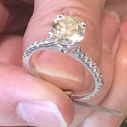 18k Sylvia Engagement Ring 