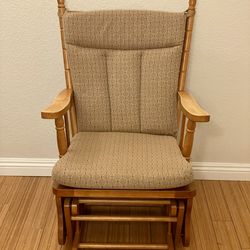 Wood Rocking Chair