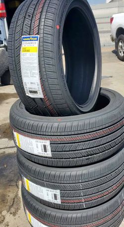 235/40R19 GOODYEAR Eagle Touring Set 4 New Tires