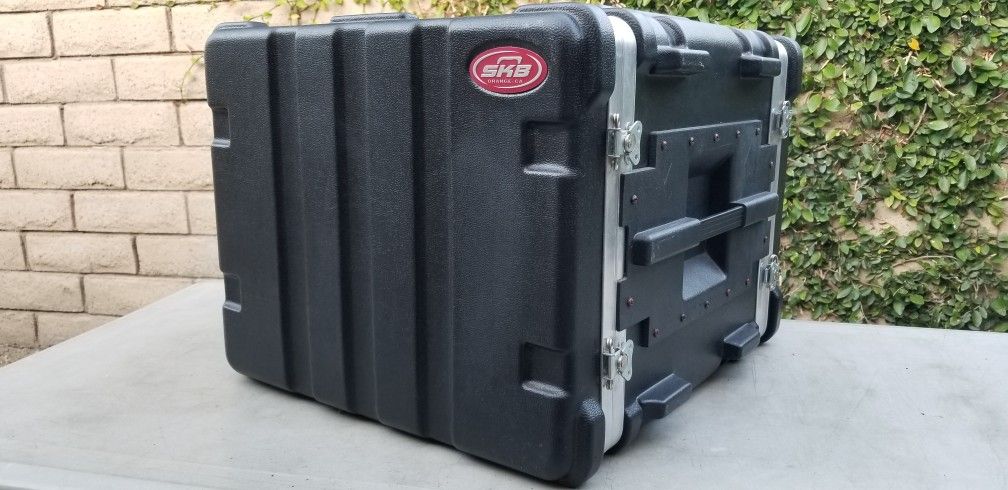 SKB Orange CA Case ( 22 x 20 x 17 )Inch ( Good Condition )