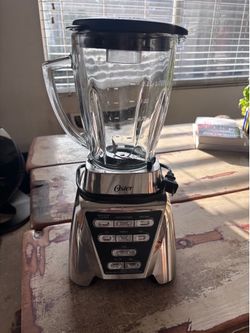 Oster stainless steel blender with glass pitcher