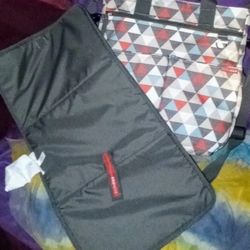 Babbies Diaper Bag By Skip Hop Unisex With Changing Pad