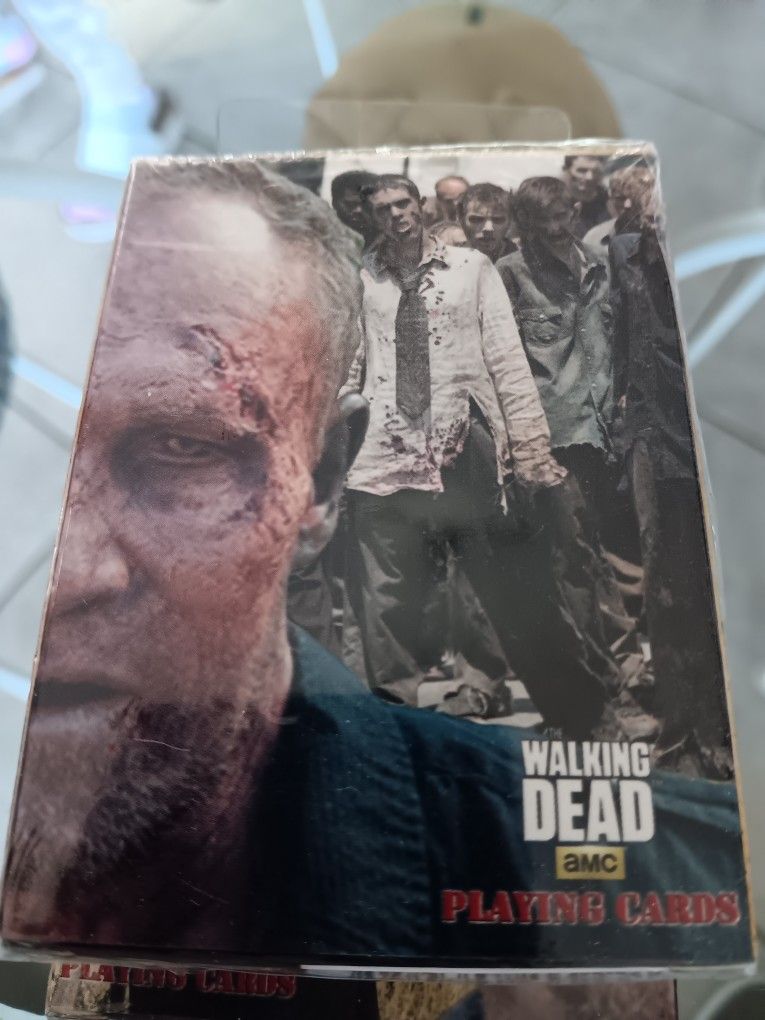The Walking Dead Playing Cards New Sealed
