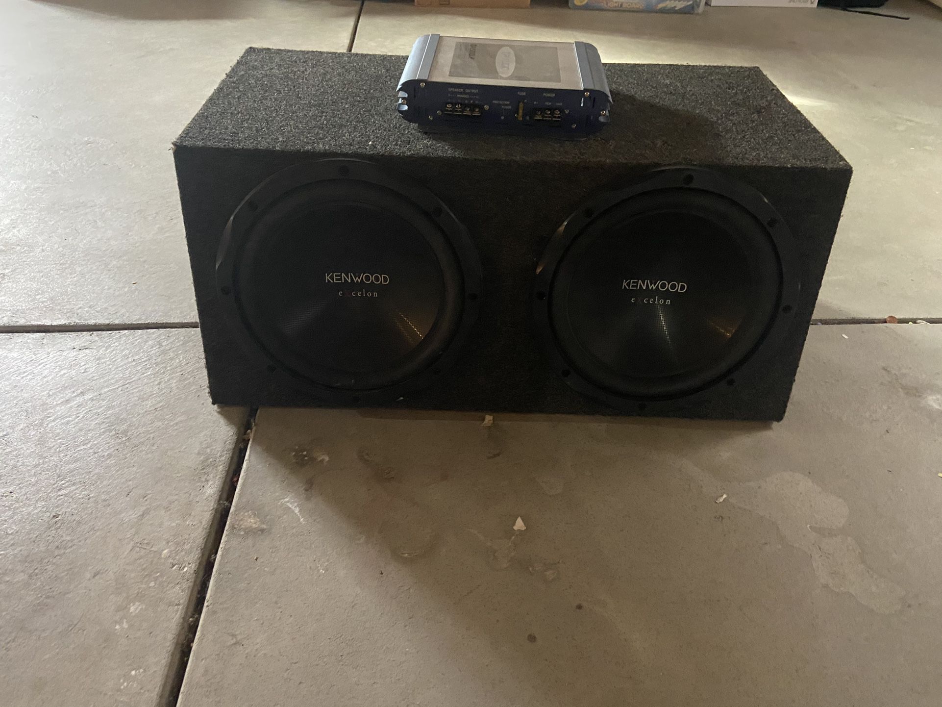Espikers Kenwood Whit Amplifier I Ask For 350 Dollars