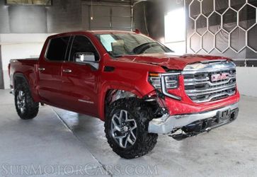 2023 GMC Sierra 1500 4X4 Slt