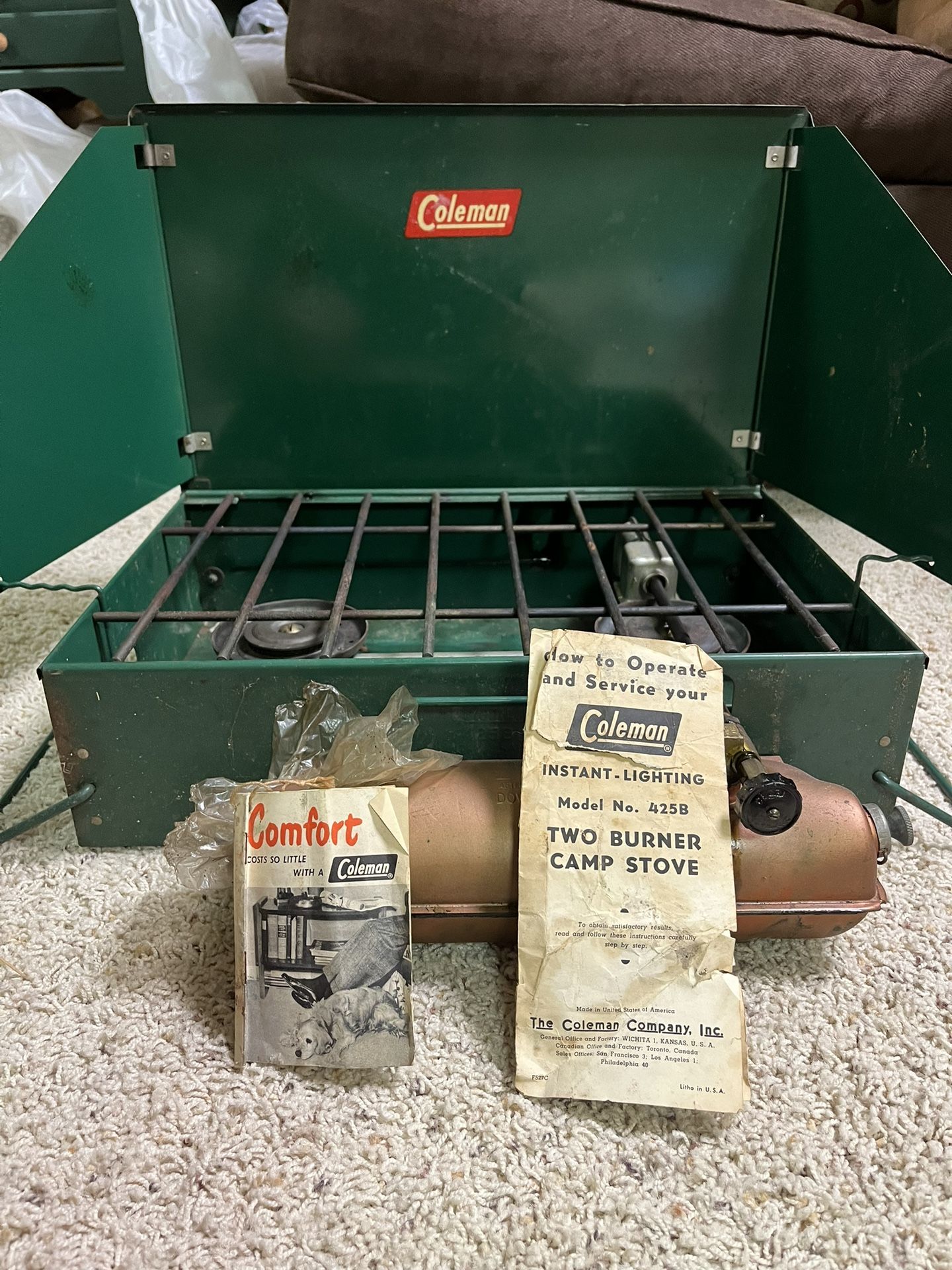 1950 vintage Coleman 2 Burner camp stove!