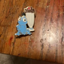 Disney Pin Trader Delights Blue Pascal Pin
