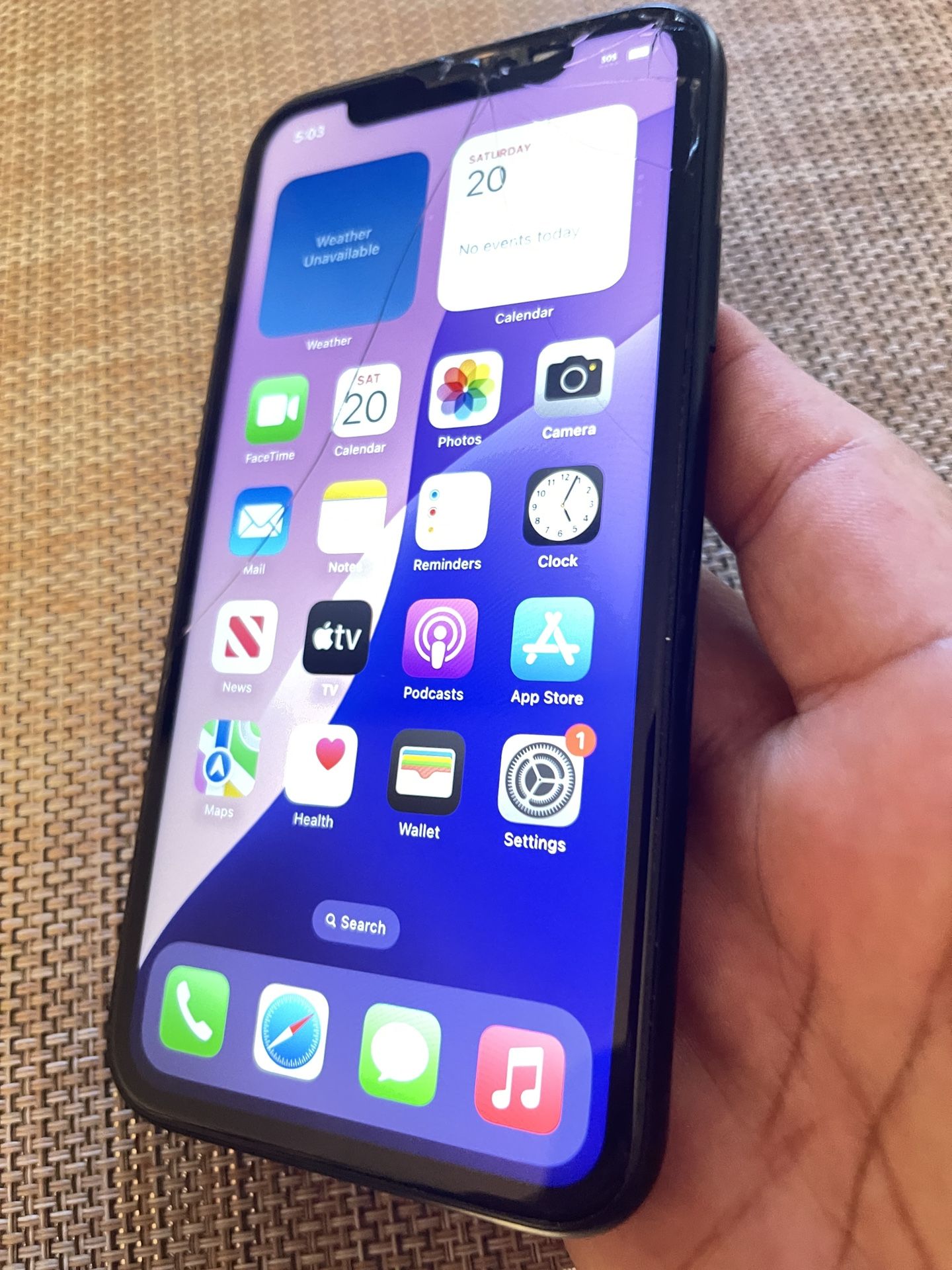 Perfect Working Condition (front Screen Is Cracked). Rest Is Excellent