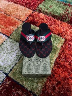 GG Slides. Brand New.