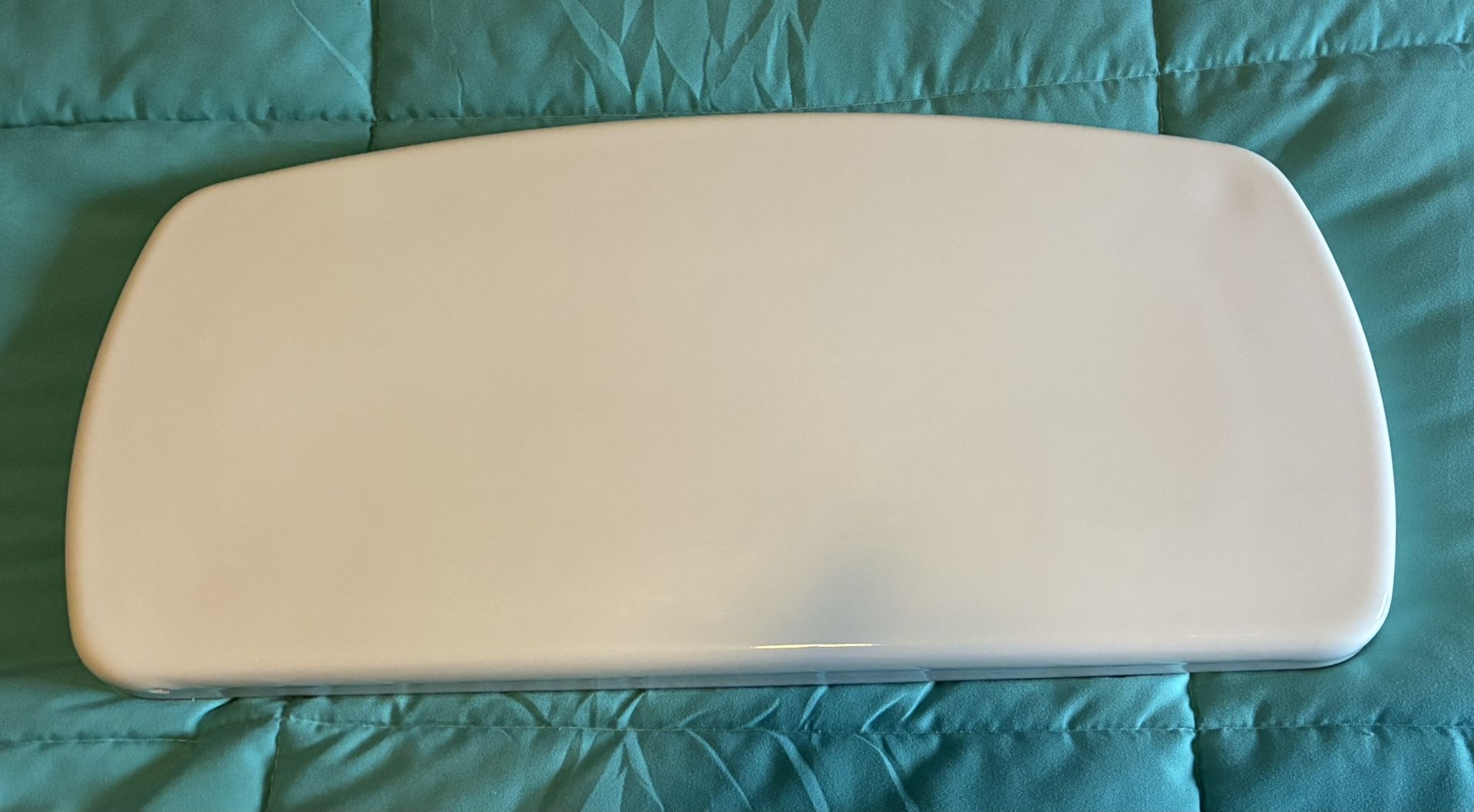 Kohler’s Toilet Lid (Brand New)