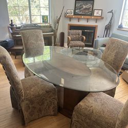 Dining Room Table 