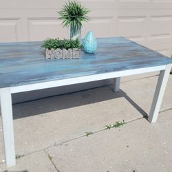 BEAUTIFUL DINNING TABLE / BEACH HOUSE STYLE gray/ blue/ gold  64X36X30 GREAT SHAPE 