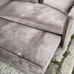 Futon And Bed 