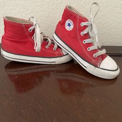 Converse High Top Sneakers 9c