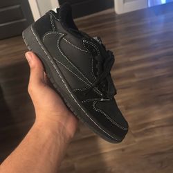 Travis Scott Black Phantom Size 6.5