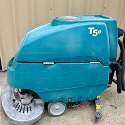 Floor Scrubber Tennant T5e 32” 