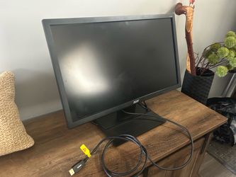 Acer 22inch Moniter w/ wires